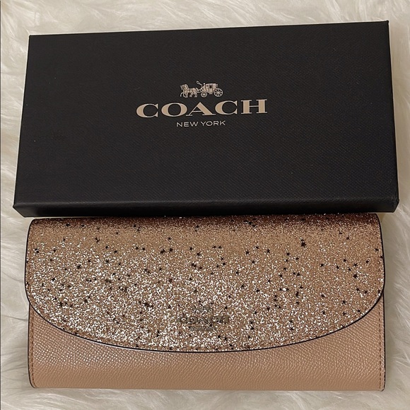 Coach Wallet - Picture 2 of 6